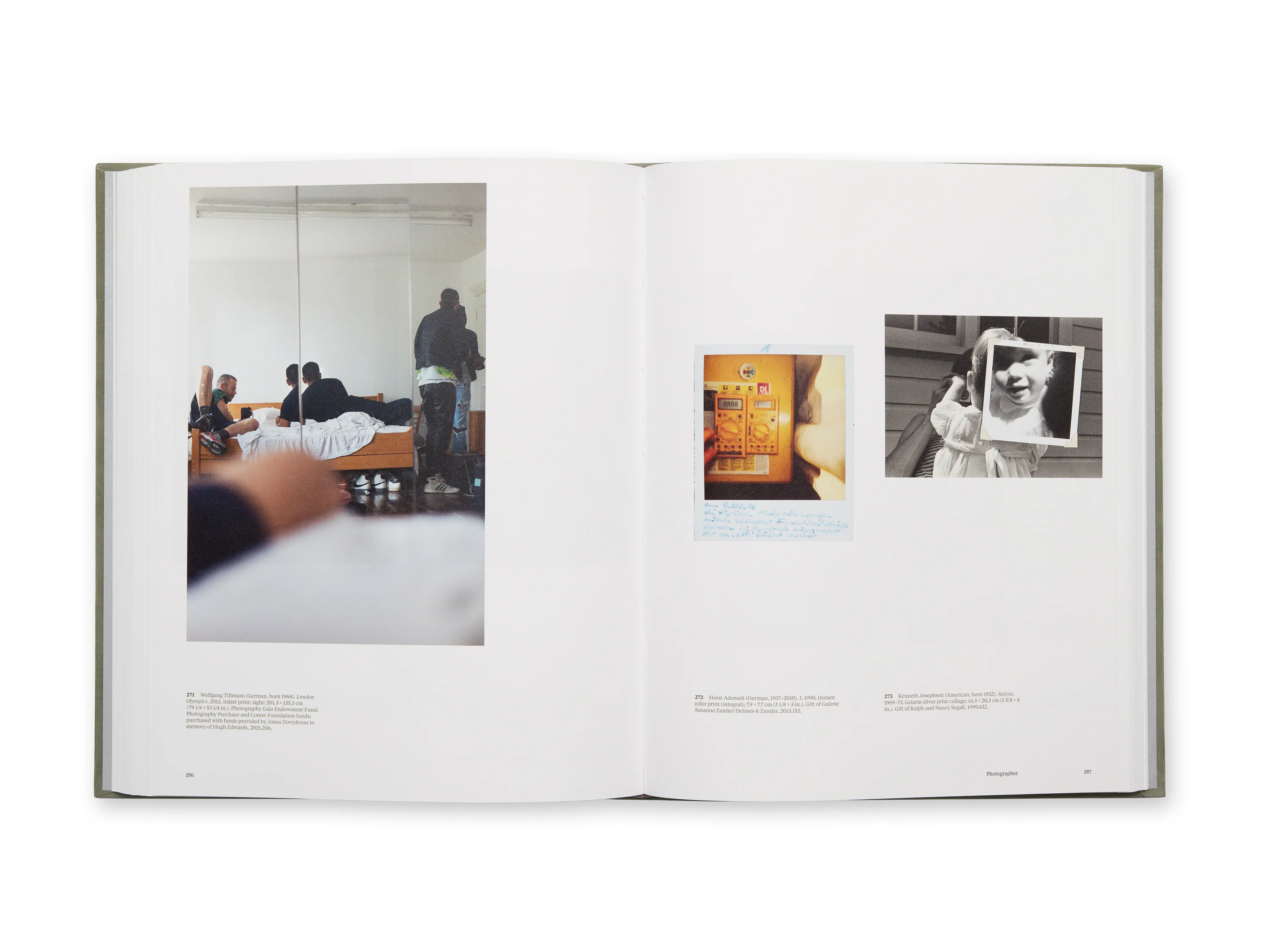 The Art Institute of Chicago Field Guide to Photography and Media - Image 3