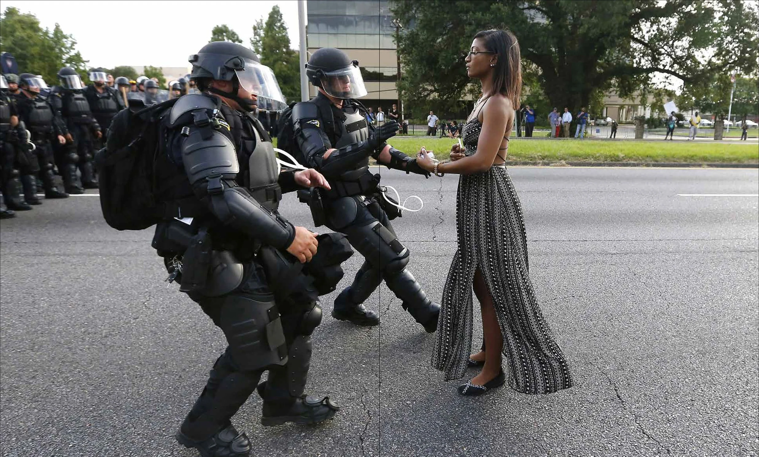 In the Moment: 40 Years of Reuters Photojournalism - Image 3