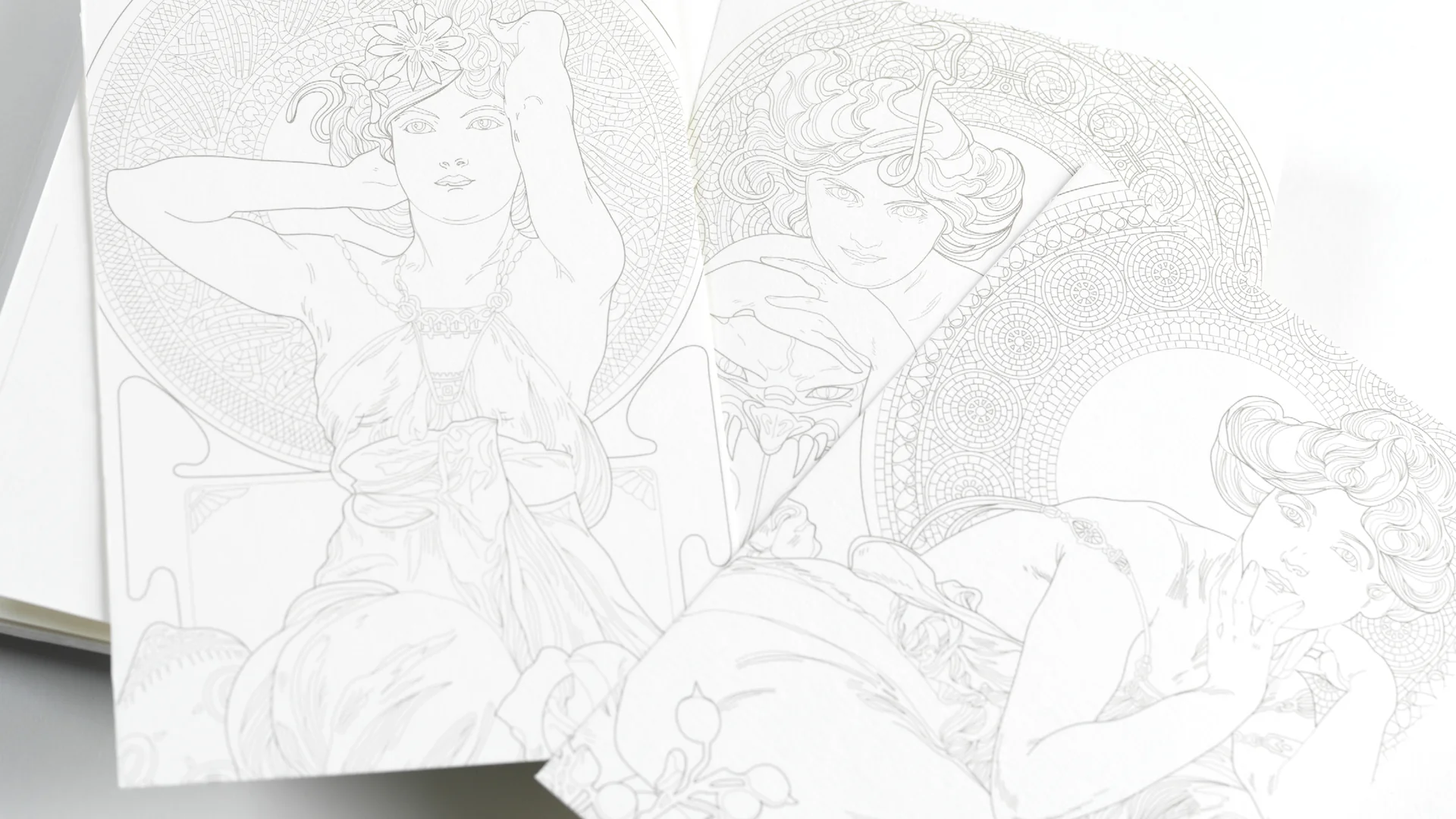 Alphonse Mucha Watercolour Postcard Book - Image 3